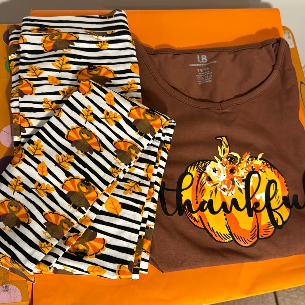 Thankful pajama set